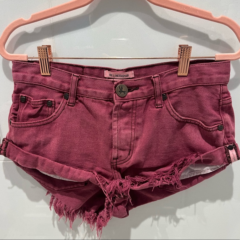 RED ONE TEASPOON BANDIT SHORTS